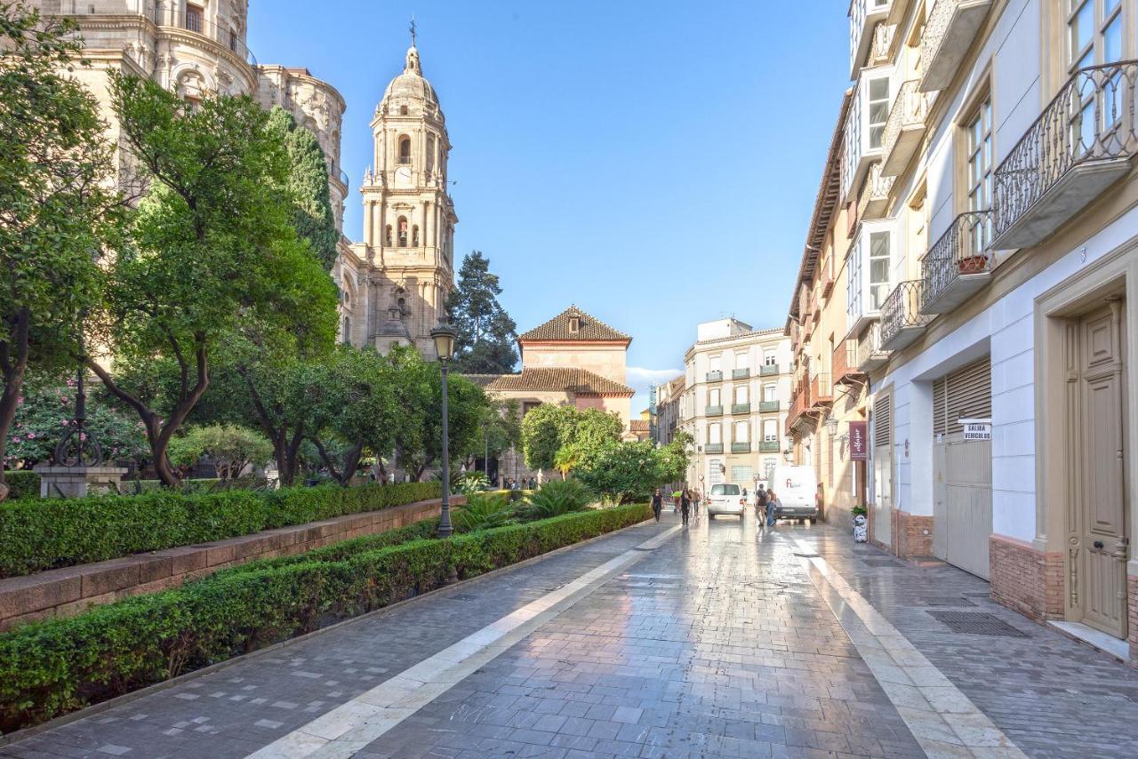 Acogedor Apartamento Junto A La Catedral By Rent Me Malaga Bagian luar foto