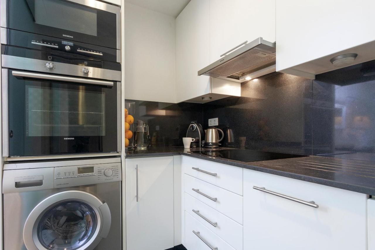 Acogedor Apartamento Junto A La Catedral By Rent Me Malaga Bagian luar foto